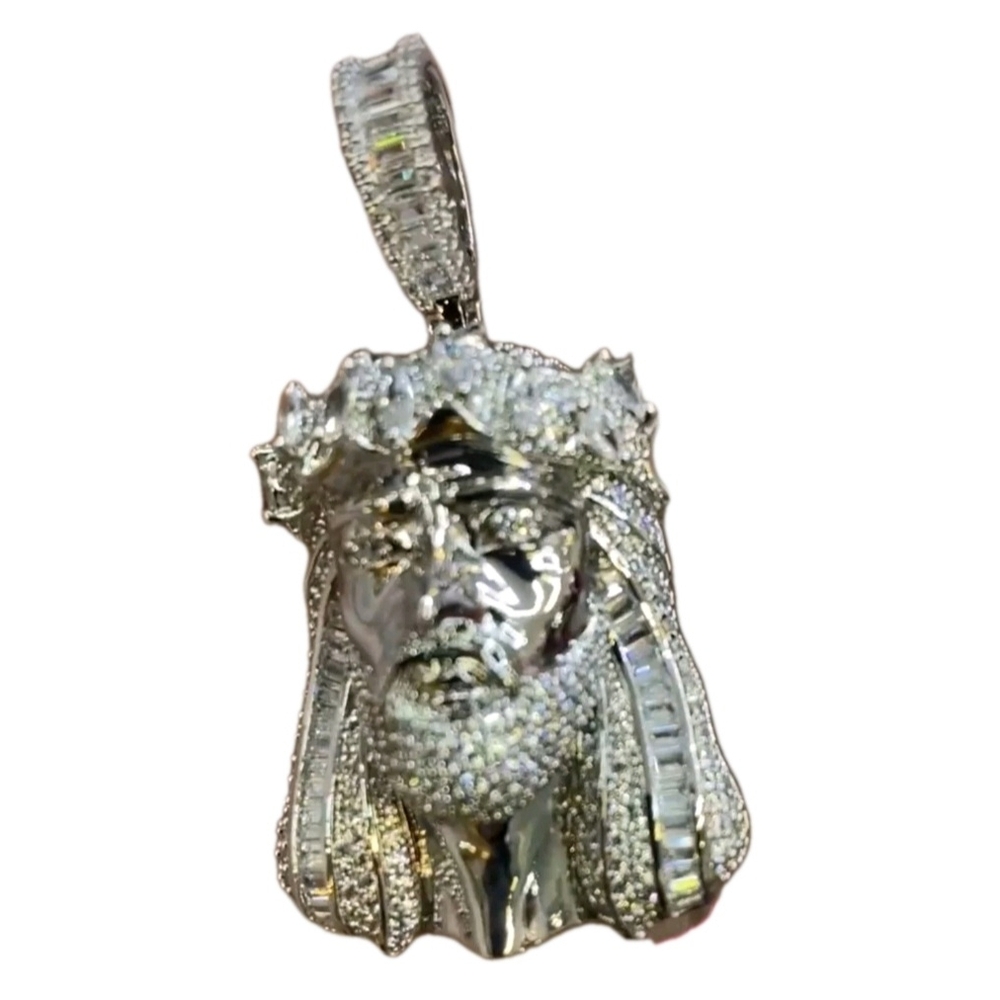 Jesus Pendant/ White Gold Plated .925 Sterling Silver w Mossinite Clear  Stones - Picture 5 of 12
